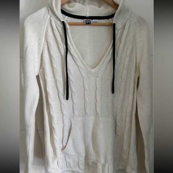 ROXY womens small creamy white cable knit hooded sweater - Picture 2 of 6